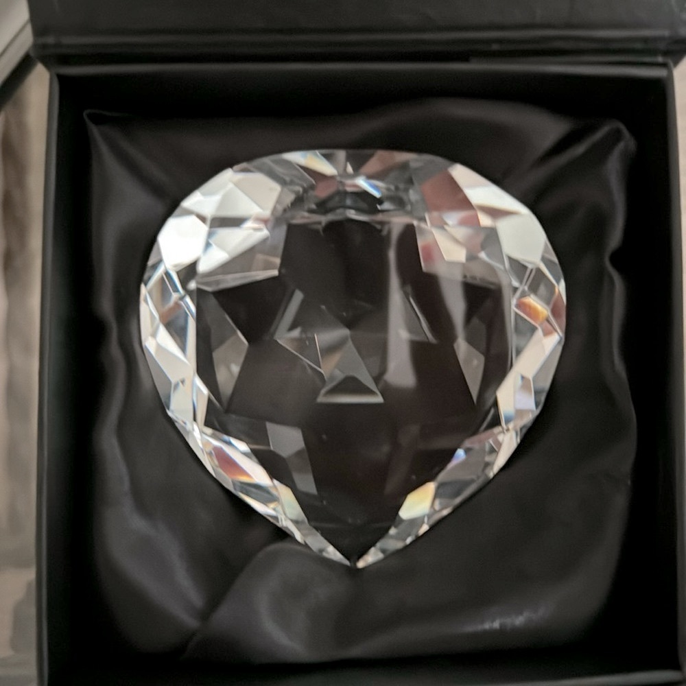Crystal heart paperweight in Gorgeous box